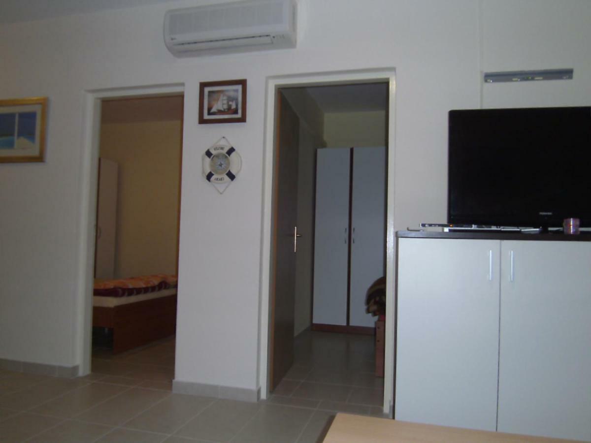 Apartments Vir Delfin المظهر الخارجي الصورة