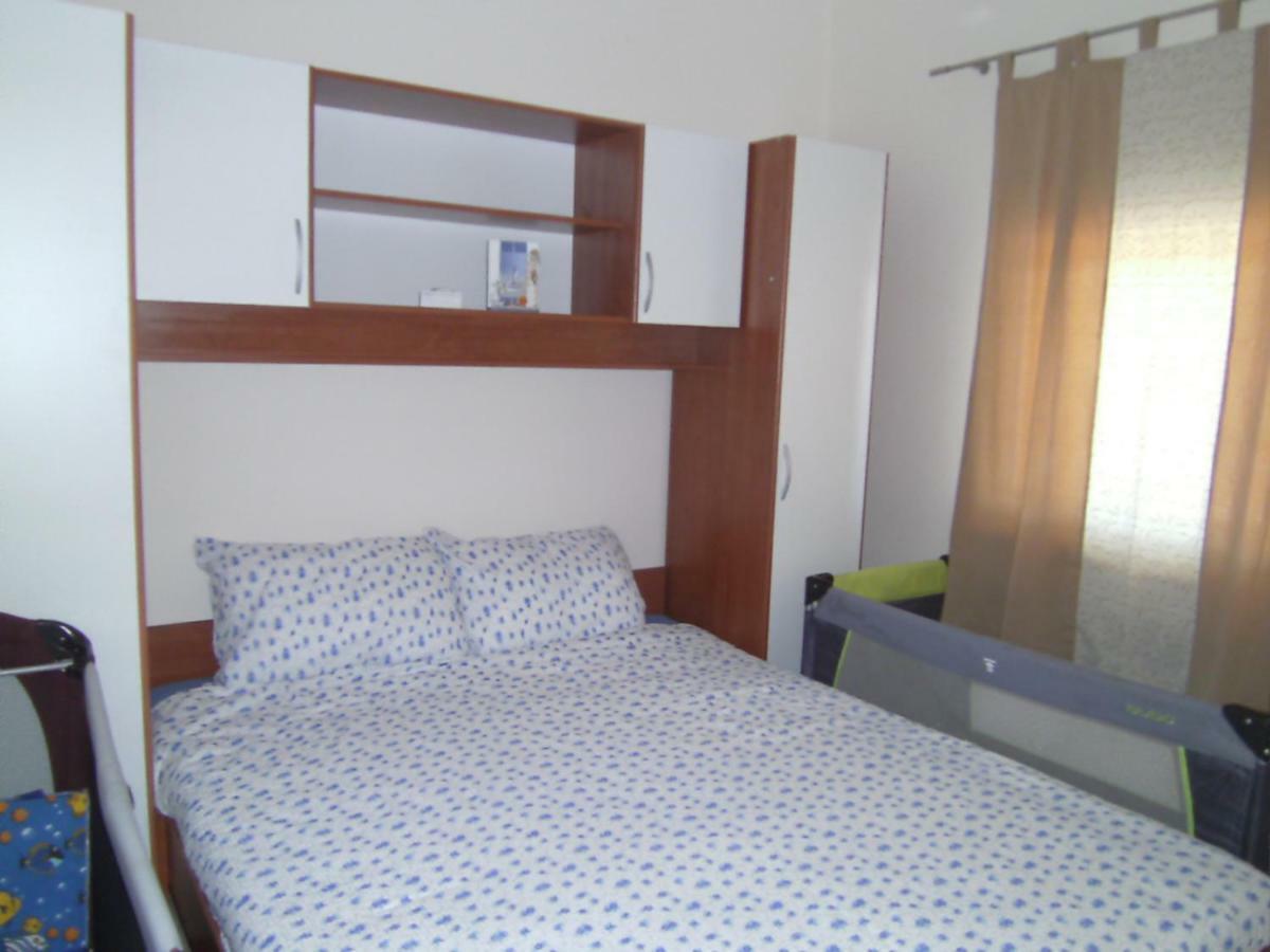 Apartments Vir Delfin المظهر الخارجي الصورة