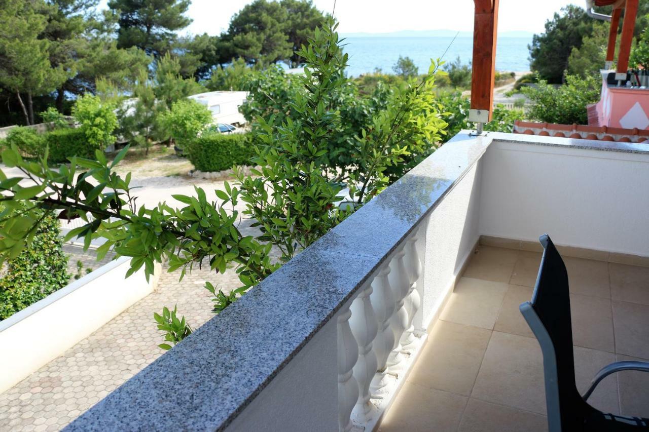 Apartments Vir Delfin المظهر الخارجي الصورة
