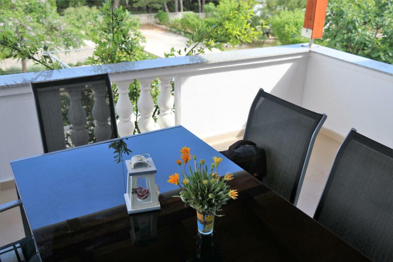 Apartments Vir Delfin المظهر الخارجي الصورة