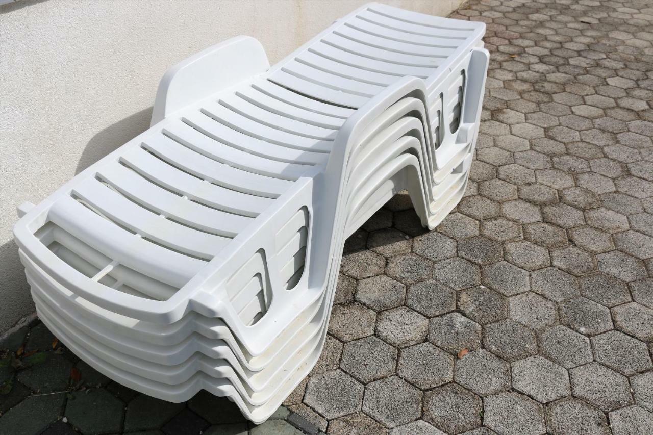 Apartments Vir Delfin المظهر الخارجي الصورة