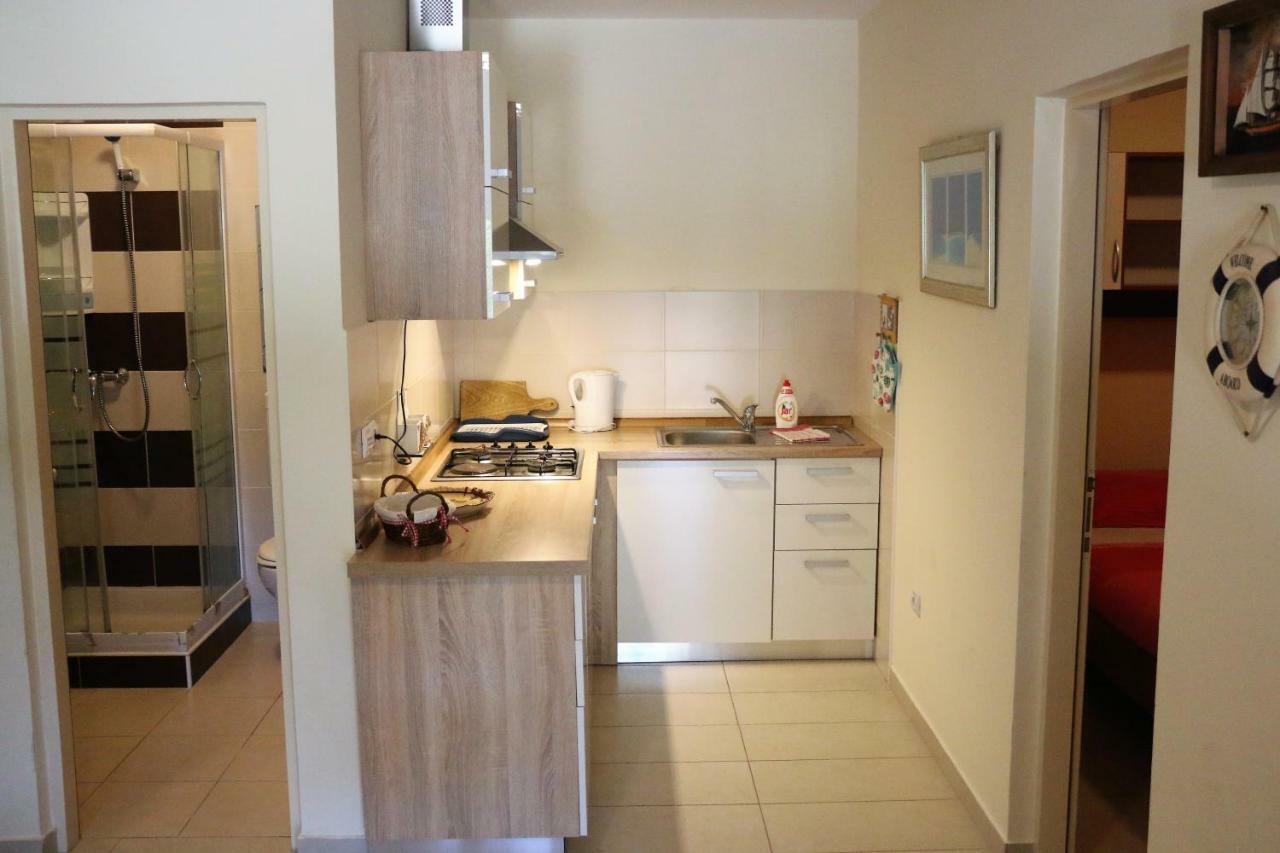 Apartments Vir Delfin المظهر الخارجي الصورة