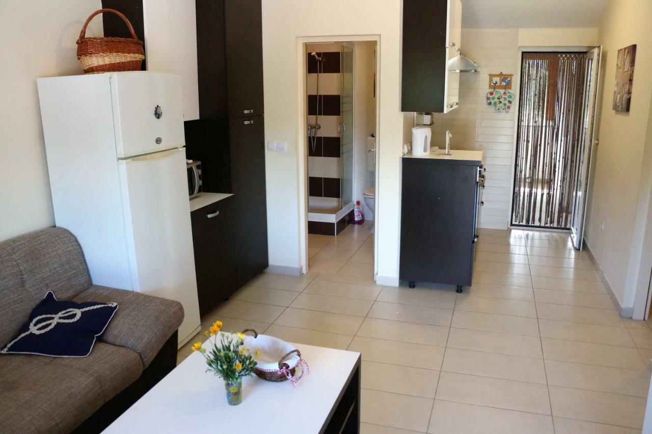 Apartments Vir Delfin المظهر الخارجي الصورة